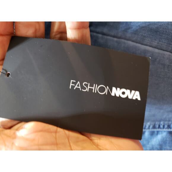 Fashion Nova Denim Jumpsuit Womens Medium Blue Plunging Neck Crisscross Front - Picture 5 of 16